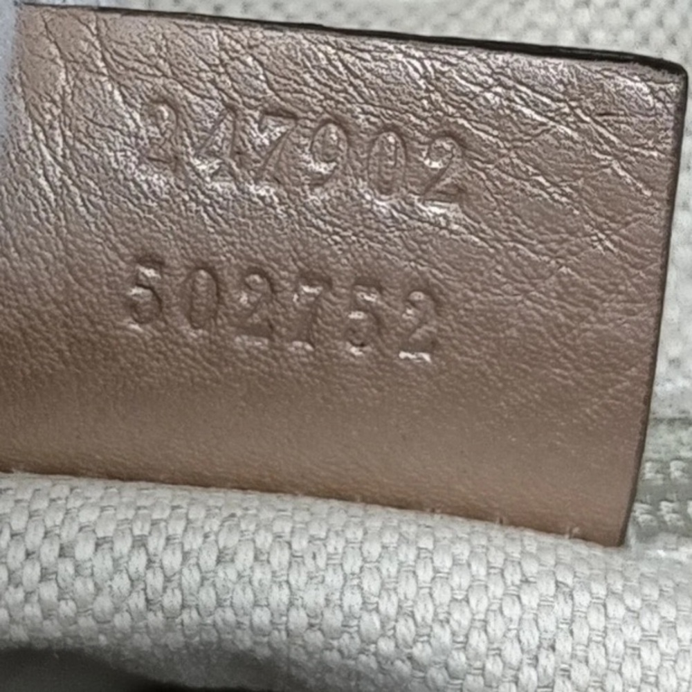 Gucci Sukey Light Metallic Pink Leather Handbag with Crossbody Strap - Picture 9 of 11